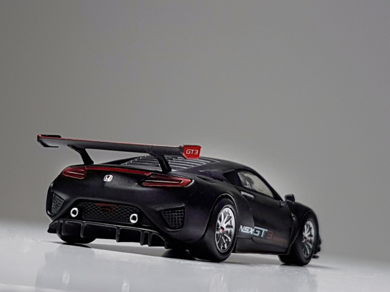 Illustration for article titled Mini GT NSX GT3: Presentation Version